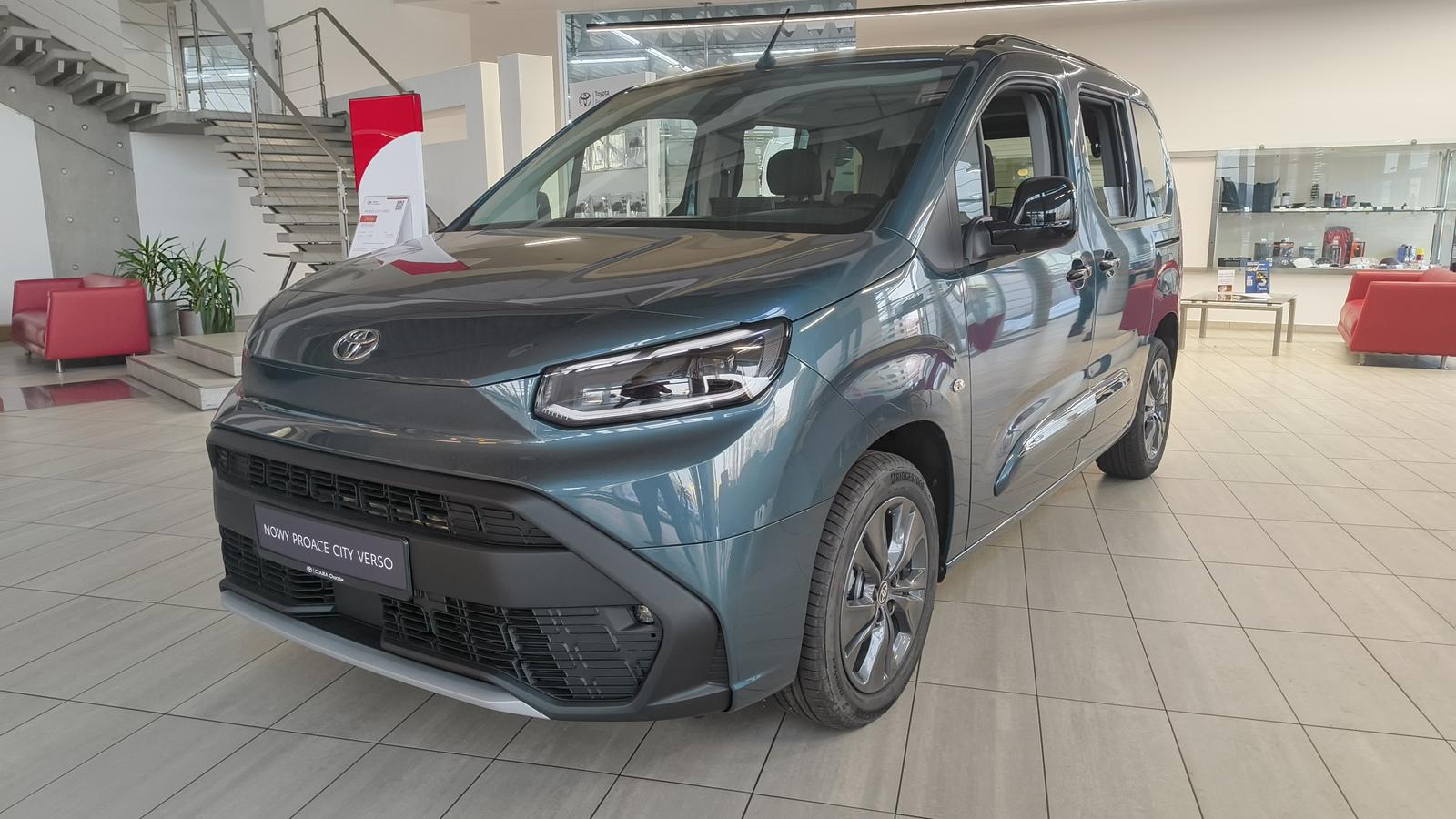 Proace City Verso Family 5 os. - Toyota Czajka