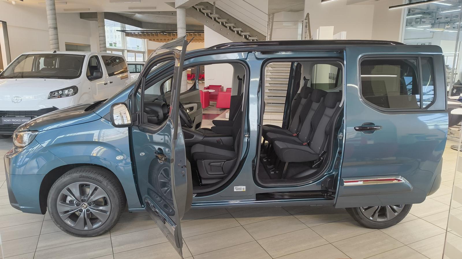 Proace City Verso Family 5 os. - Toyota Czajka