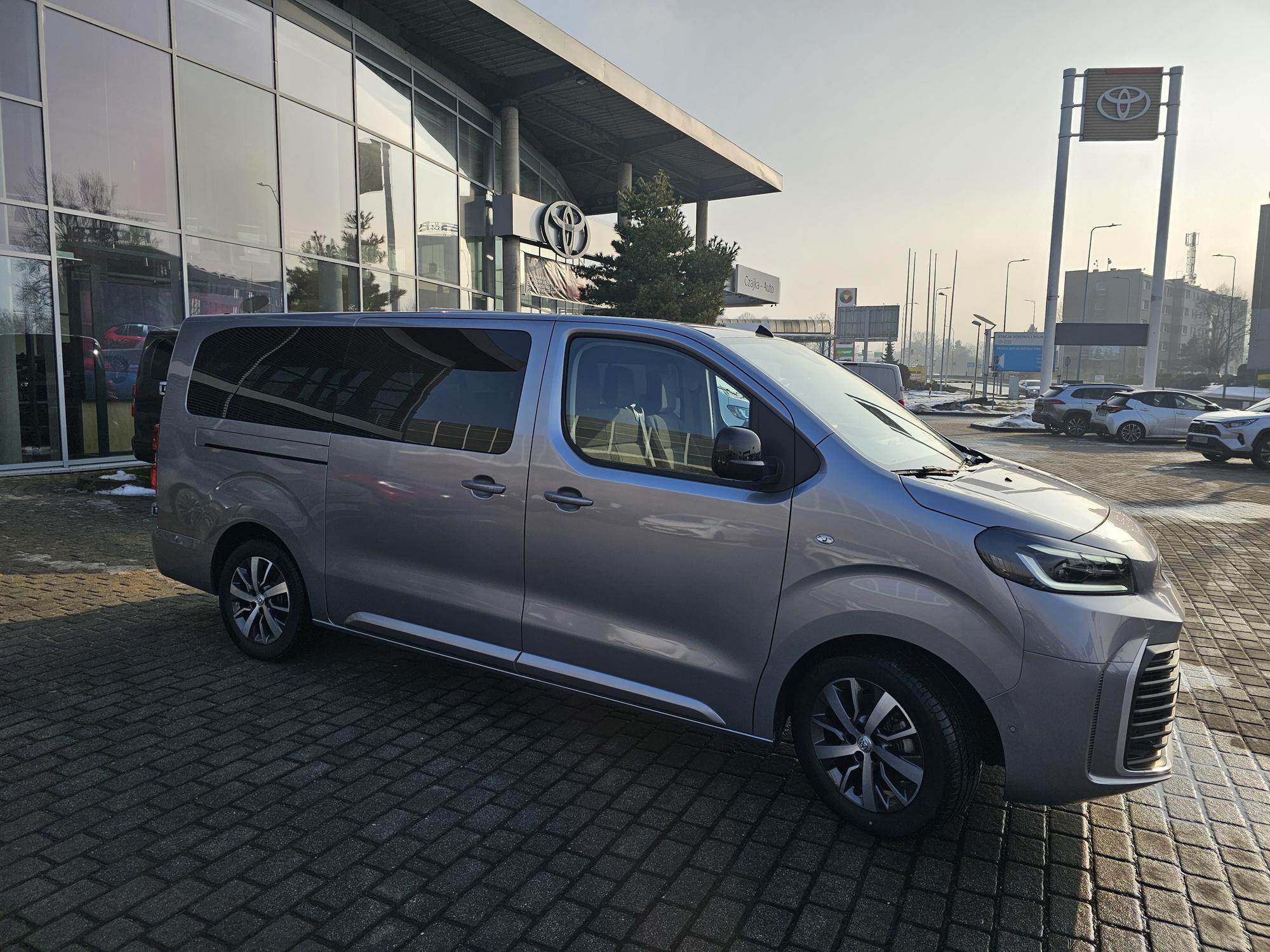 Toyota Proace Verso 2.0 D4-D 177 KM 8AT Long Business - Toyota Czajka