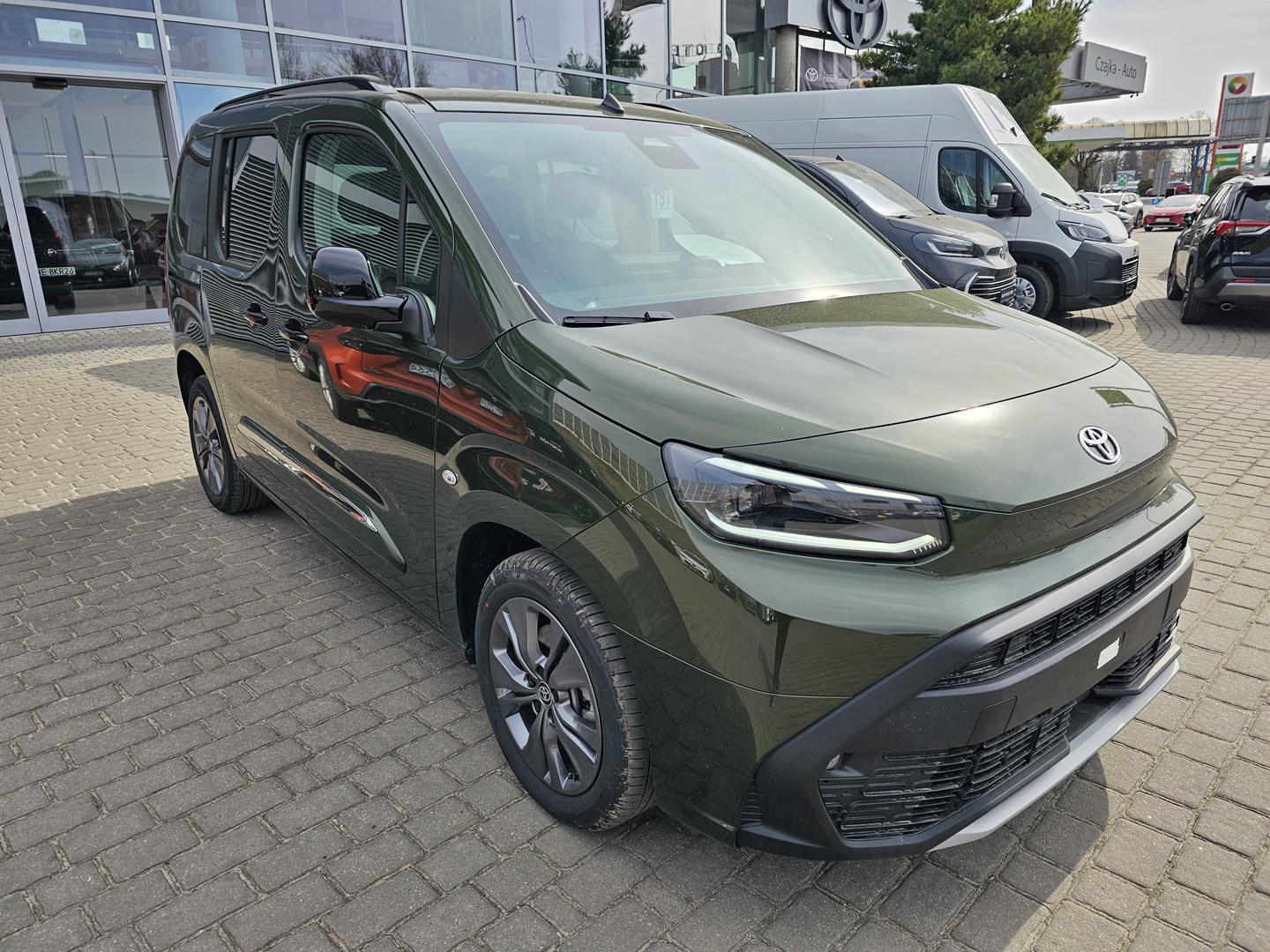 Toyota Proace City Verso Family - Toyota Czajka