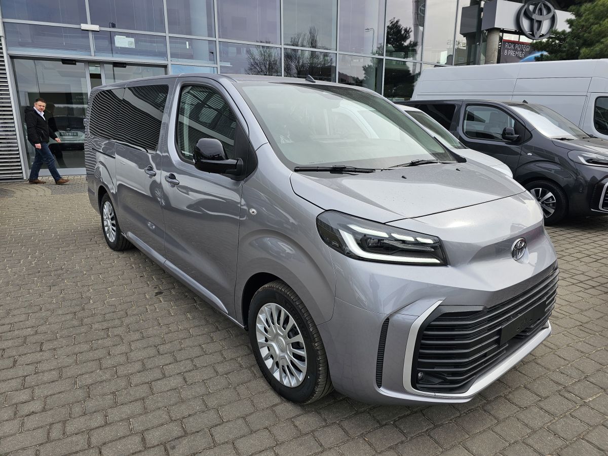 Toyota Proace Verso Business - Toyota Czajka