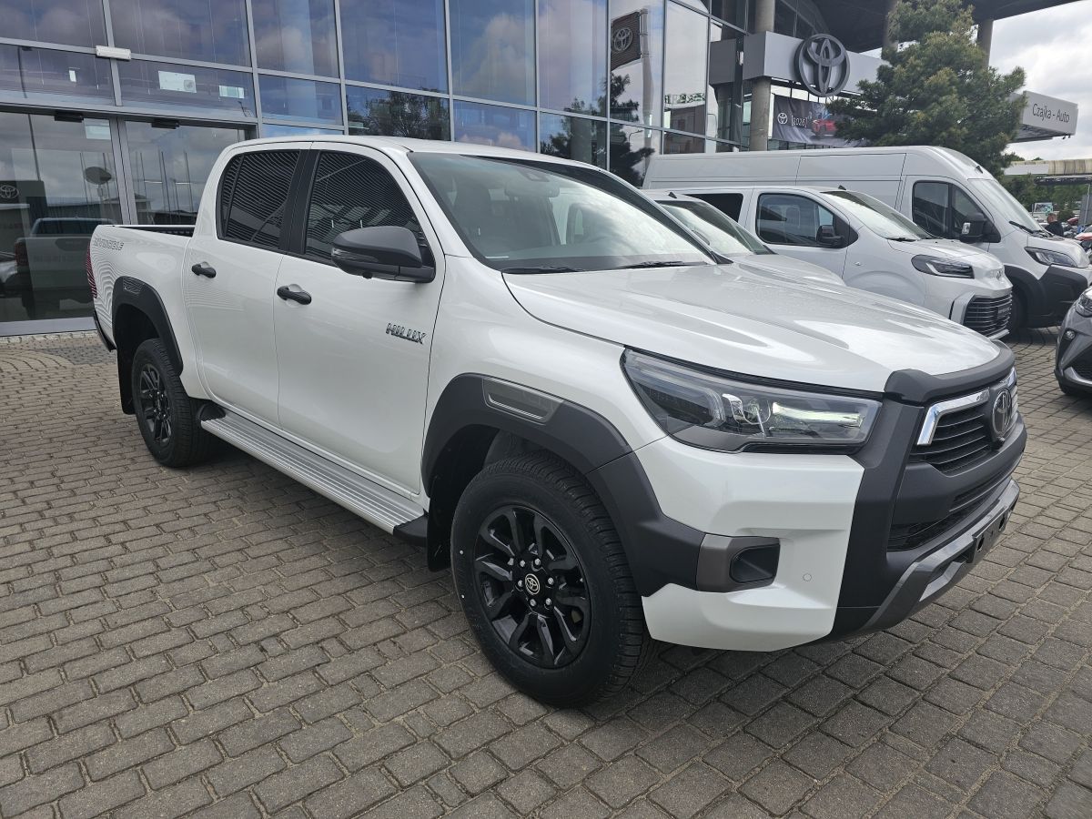 Toyota Hilux Invincible - Toyota Czajka