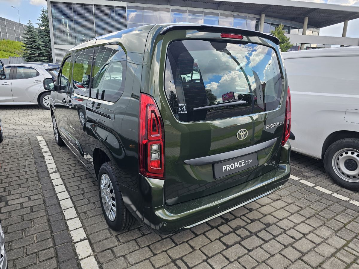 Toyota Proace City Verso Business - Toyota Czajka