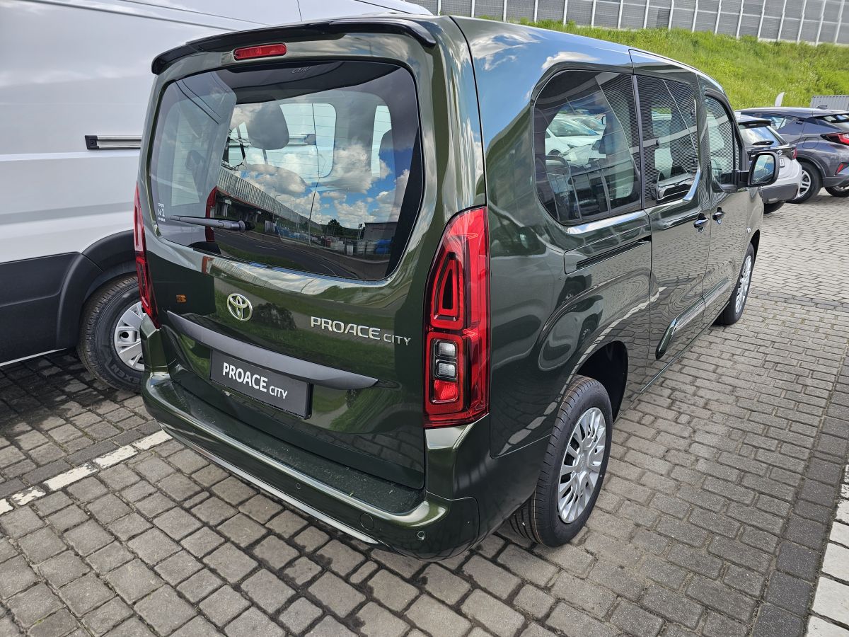 Toyota Proace City Verso Business - Toyota Czajka