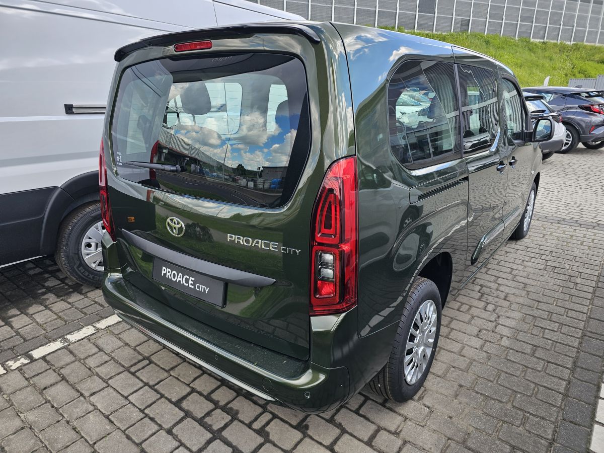 Toyota Proace City Verso Business - Toyota Czajka