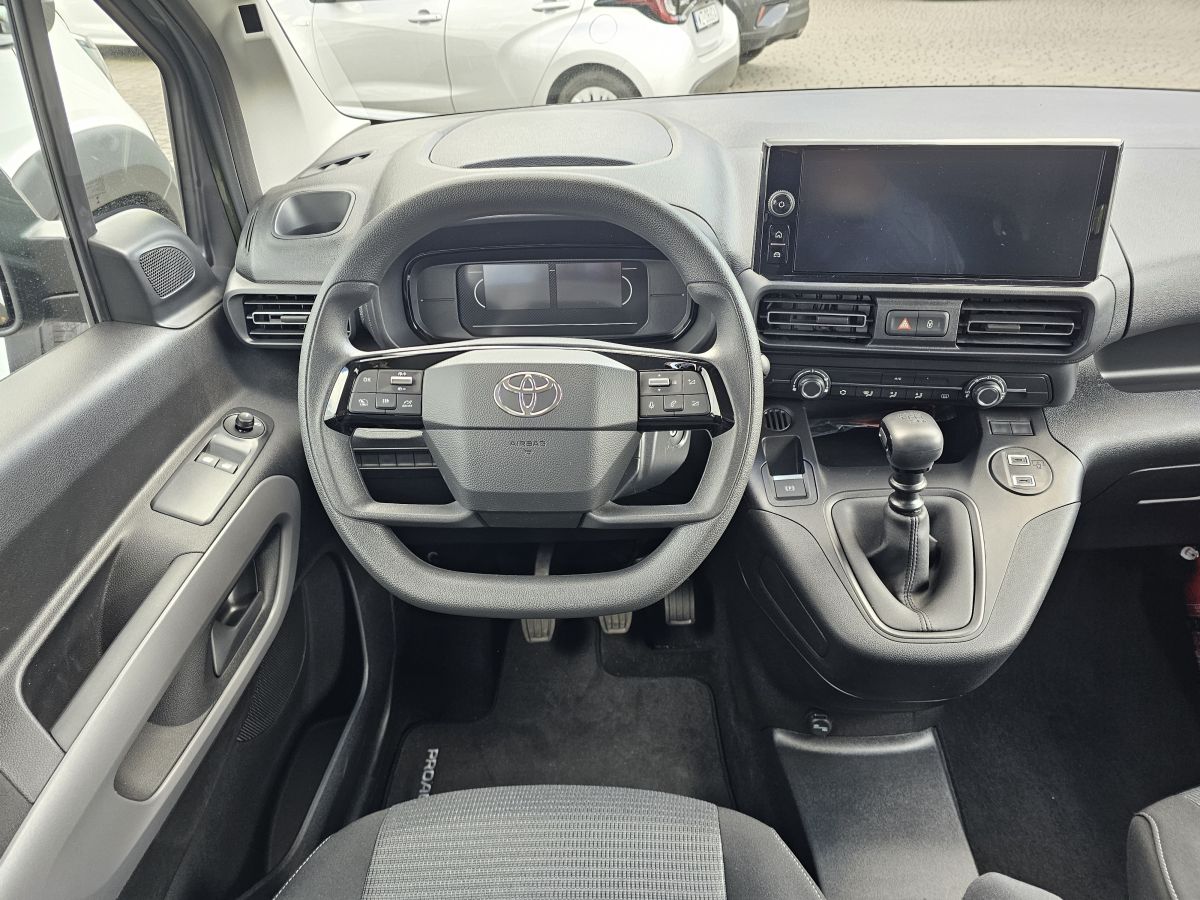 Toyota Proace City Verso Business - Toyota Czajka