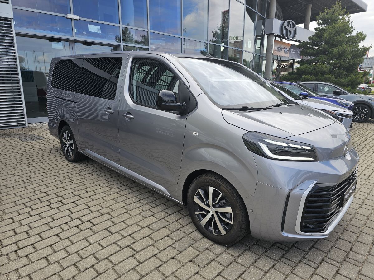 Toyota Proace Verso 2.2 180 KM Family - Toyota Czajka