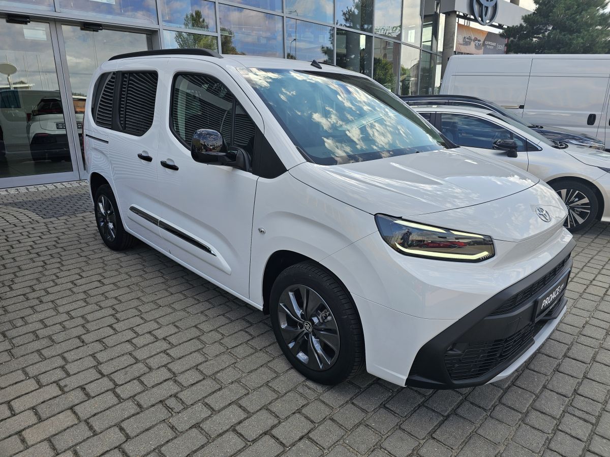 PROACE CITY VERSO Family Automat - Toyota Czajka