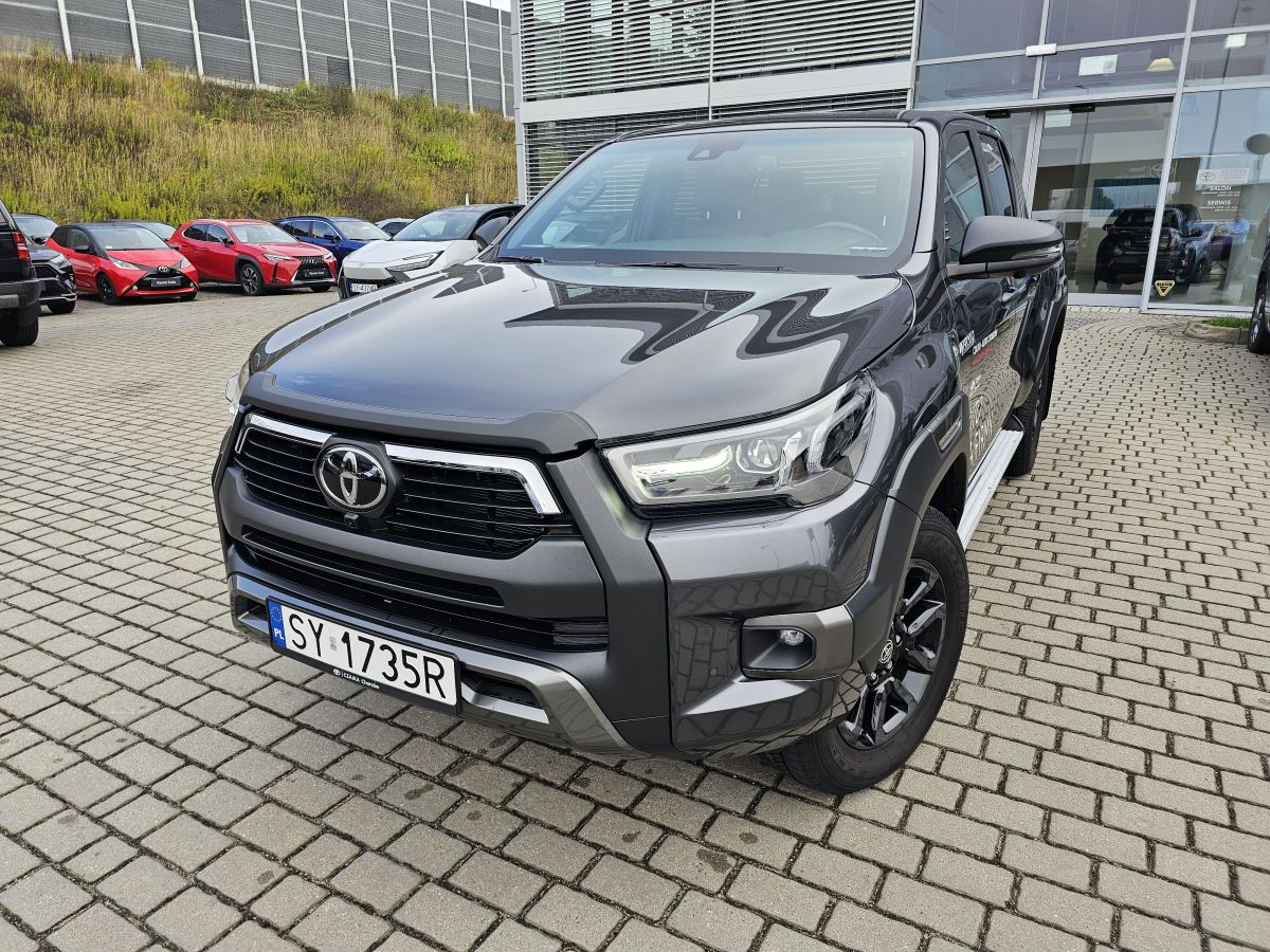 Toyota Hilux Invincible - Toyota Czajka