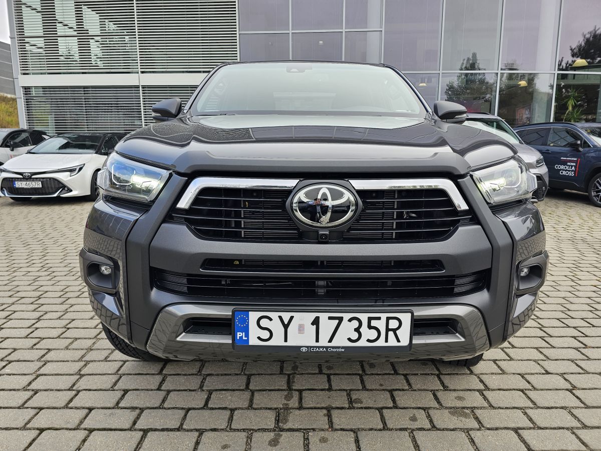Toyota Hilux Invincible - Toyota Czajka