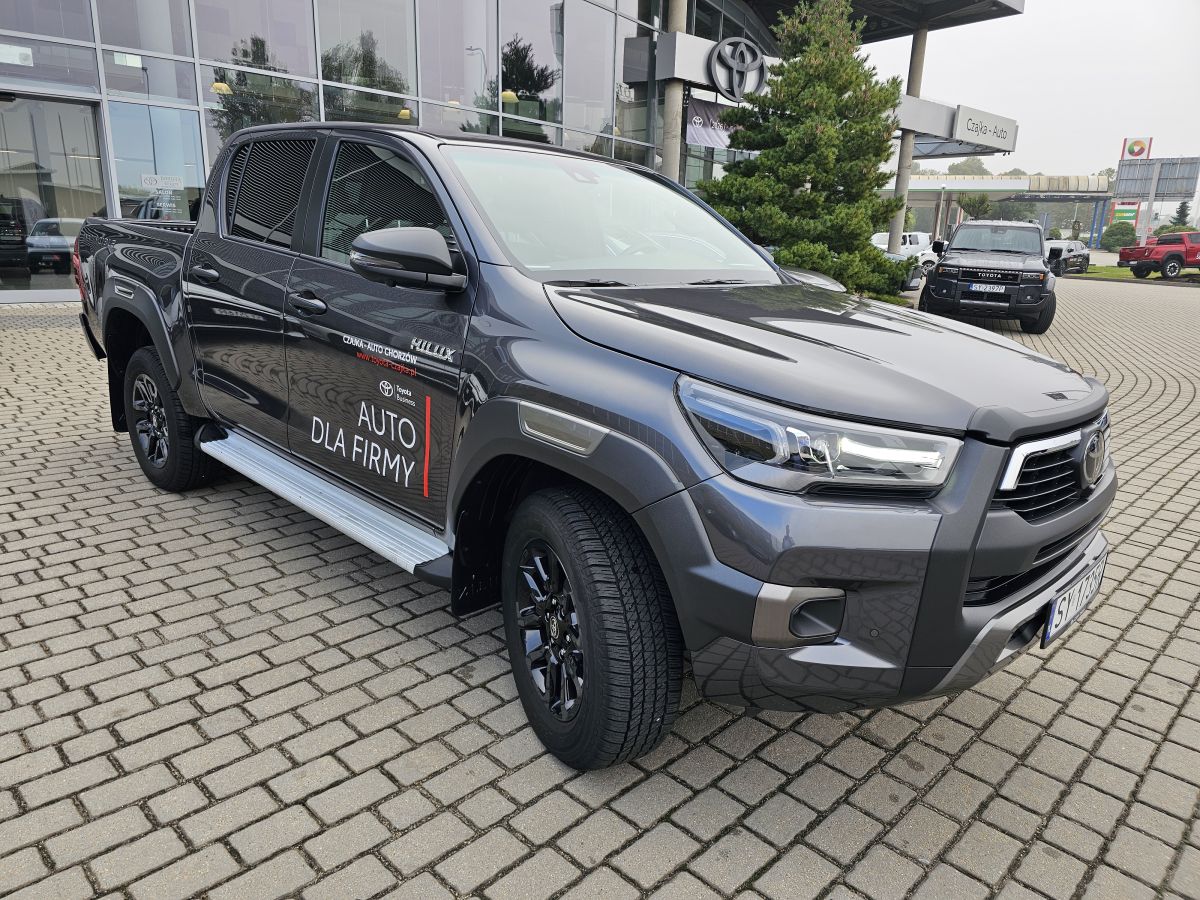Toyota Hilux Invincible - Toyota Czajka