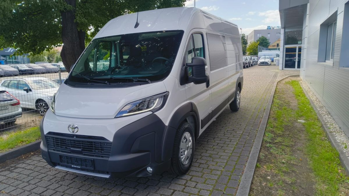 Toyota Proace L3H2 Brygadowy - Toyota Czajka