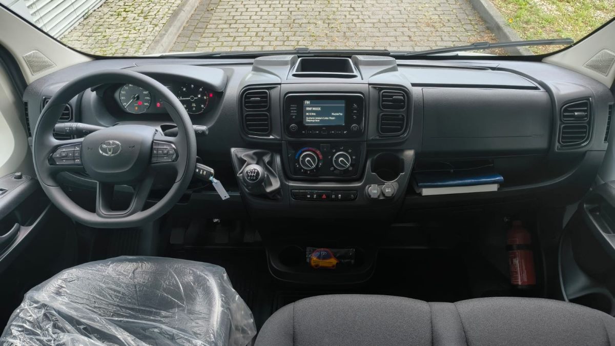 Toyota Proace L3H2 Brygadowy - Toyota Czajka