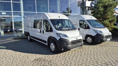 Proace MAX L4H2 2.2 D 140 KM Active Zabudowa brygadowa 7 os. Carpol - Toyota Czajka