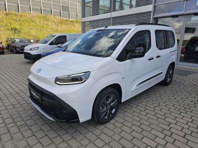 PROACE CITY VERSO Family Automat - Toyota Czajka