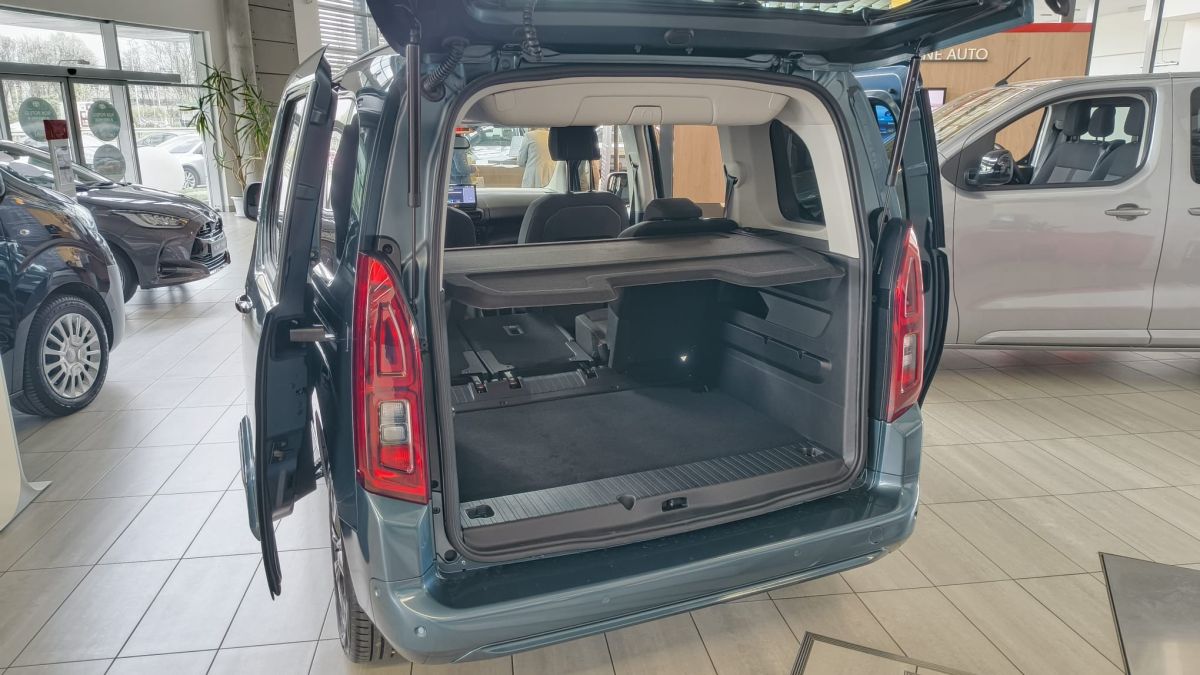 Toyota Proace City Verso VIP - Toyota Czajka